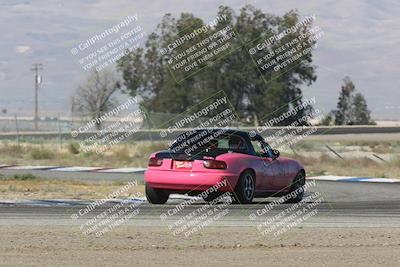 media/Jun-02-2024-CalClub SCCA (Sun) [[05fc656a50]]/Group 3/Qualifying/